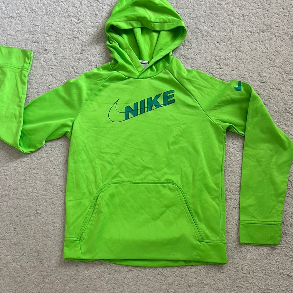 ! Boys Nike Green Sweatshirt Sporty Hoodie